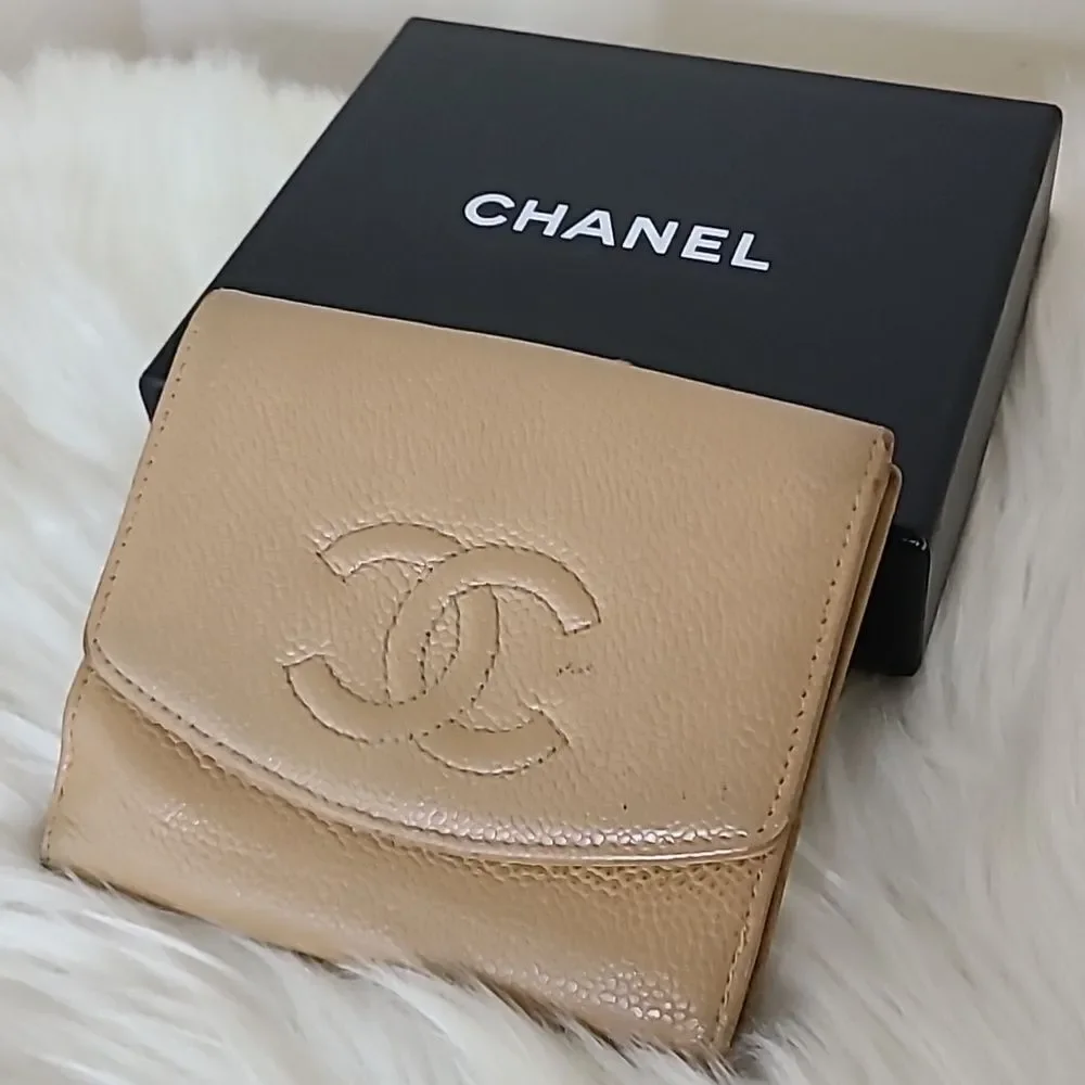 💯Authentic Channel Short Trifold Wallet 🍀